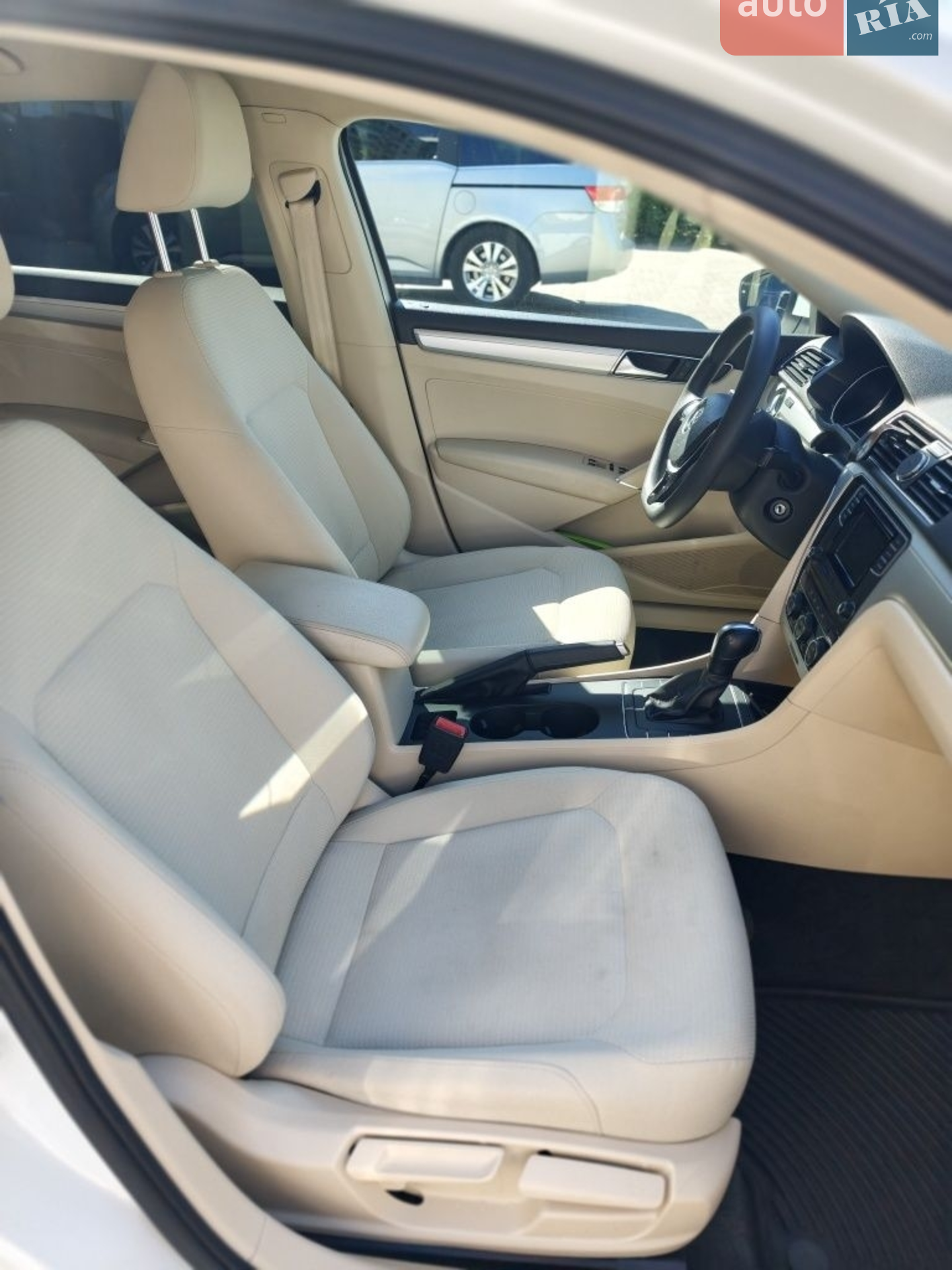 2016 Volkswagen Passat - мініатюра 4
