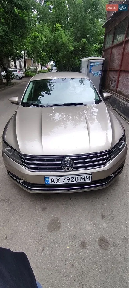 2016 Volkswagen Passat - мініатюра 18