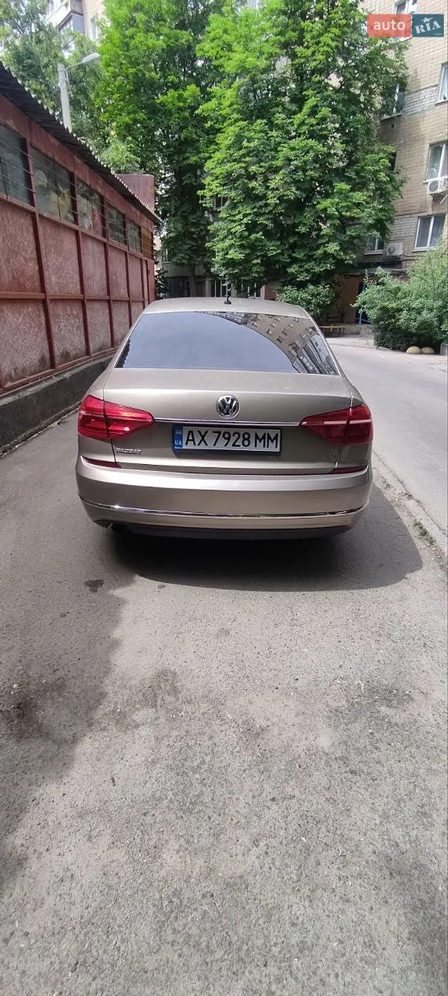 2015 Volkswagen Passat - мініатюра 4