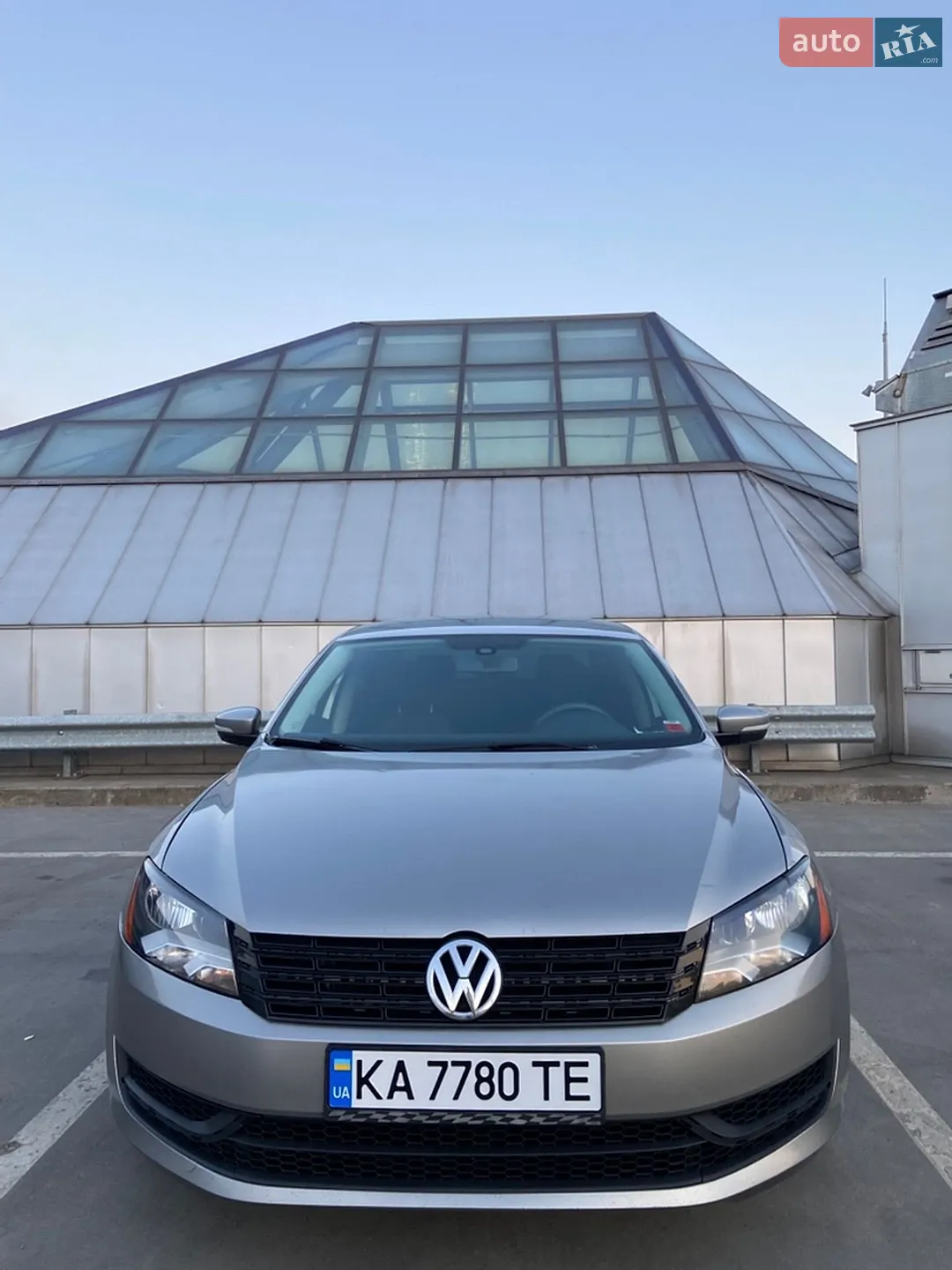 2012 Volkswagen Passat - мініатюра 2