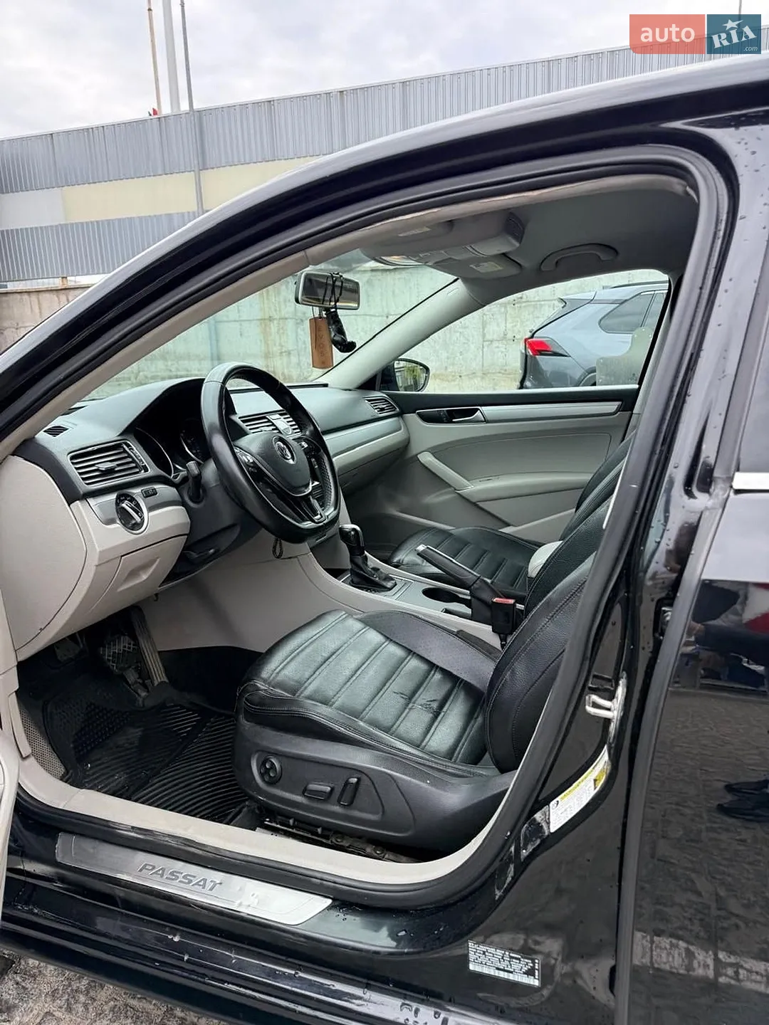 2015 Volkswagen Passat - мініатюра 35
