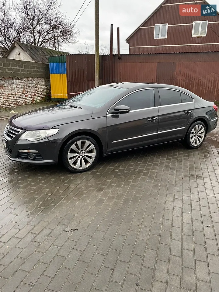 2010 Volkswagen Passat - мініатюра 18
