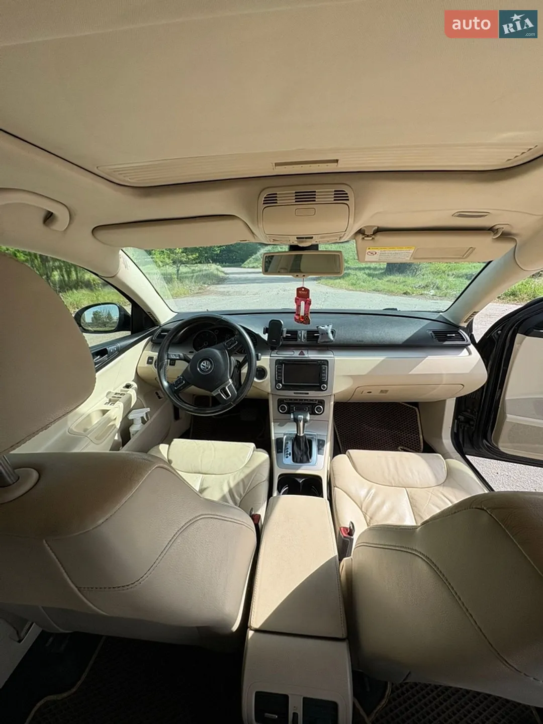 2010 Volkswagen Passat - мініатюра 22