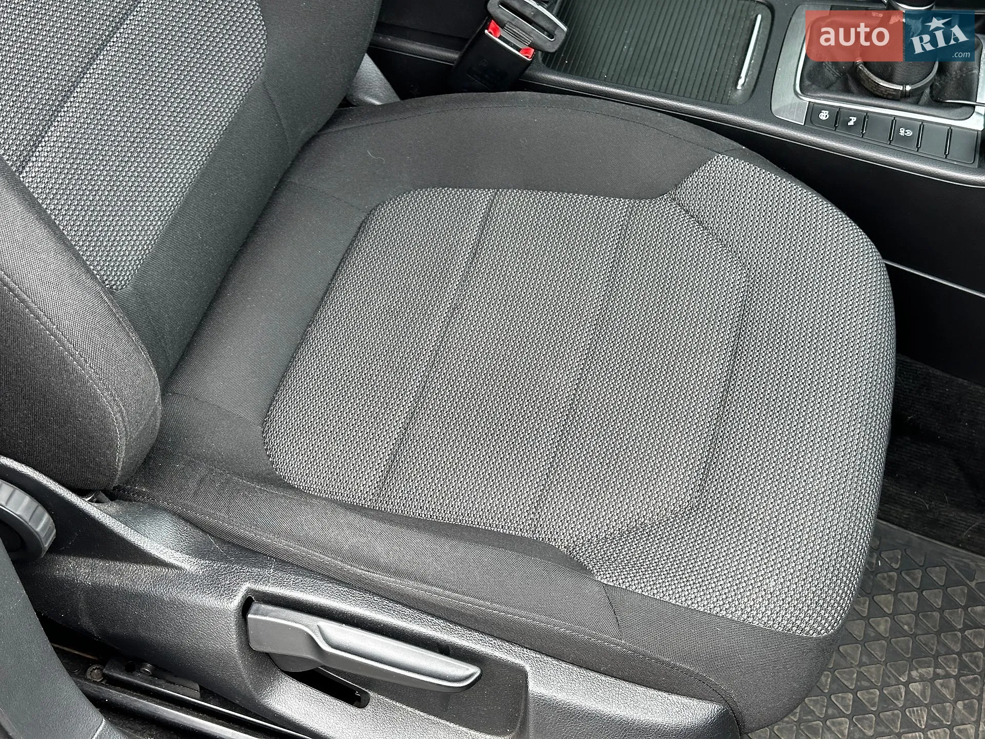 2014 Volkswagen Passat - мініатюра 40
