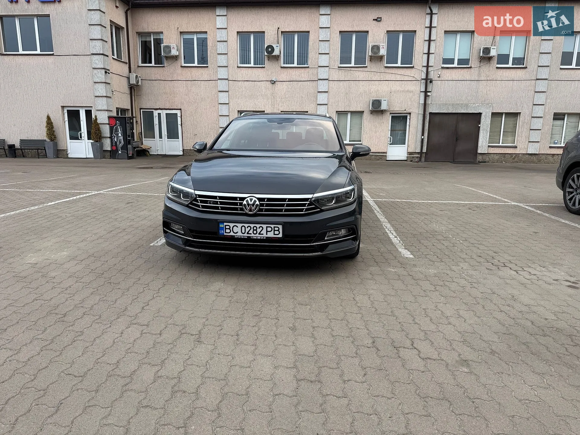 2017 Volkswagen Passat - мініатюра 2