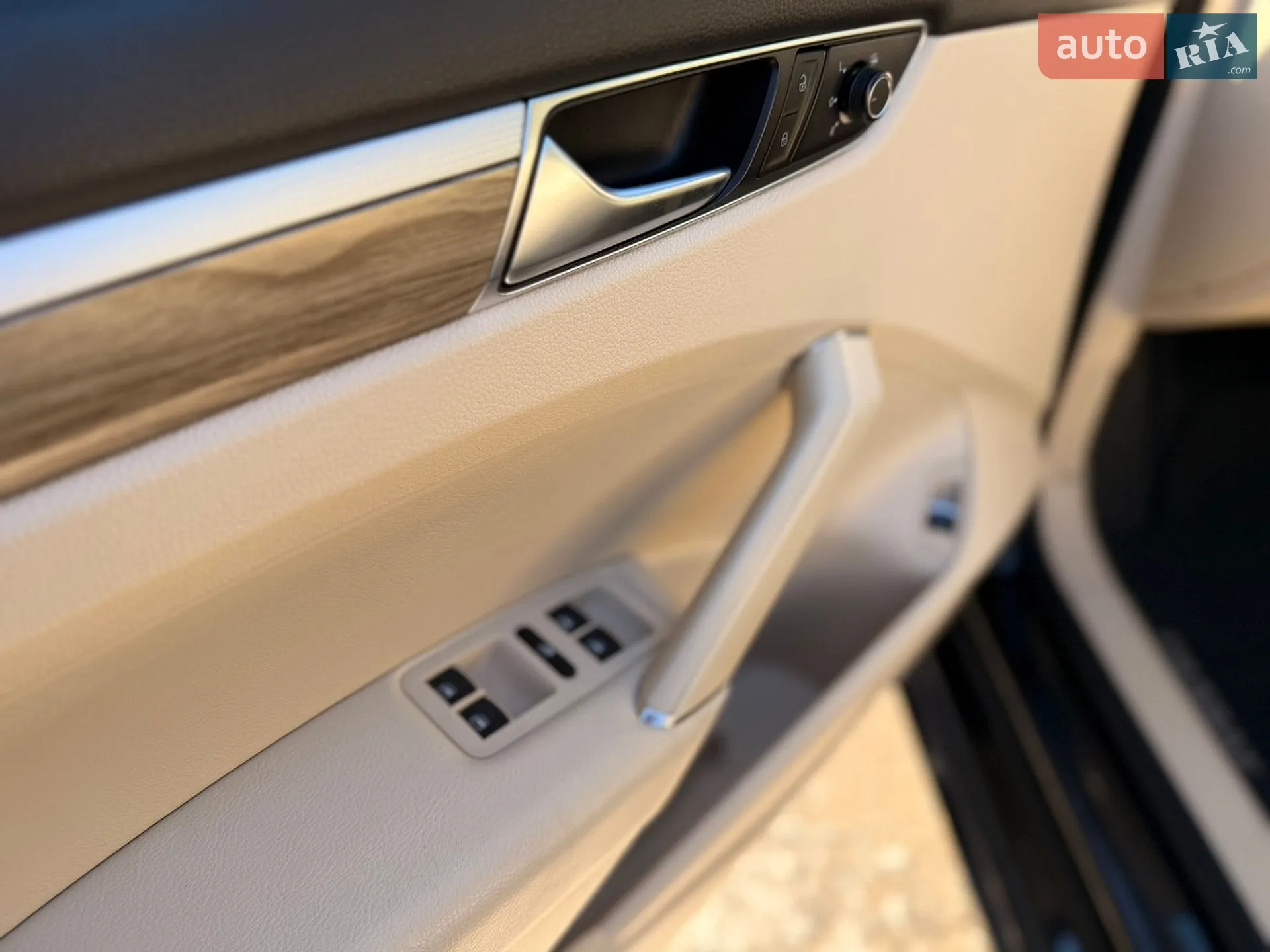 2016 Volkswagen Passat - мініатюра 9