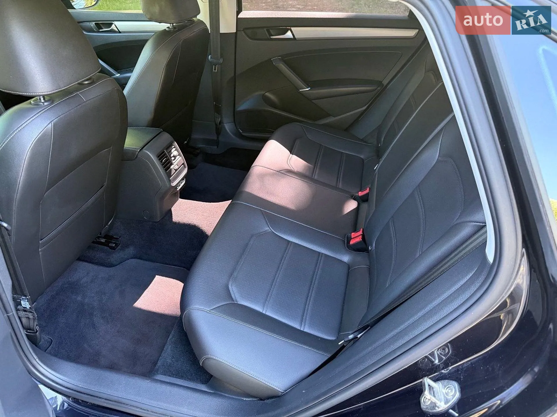 2020 Volkswagen Passat - мініатюра 23