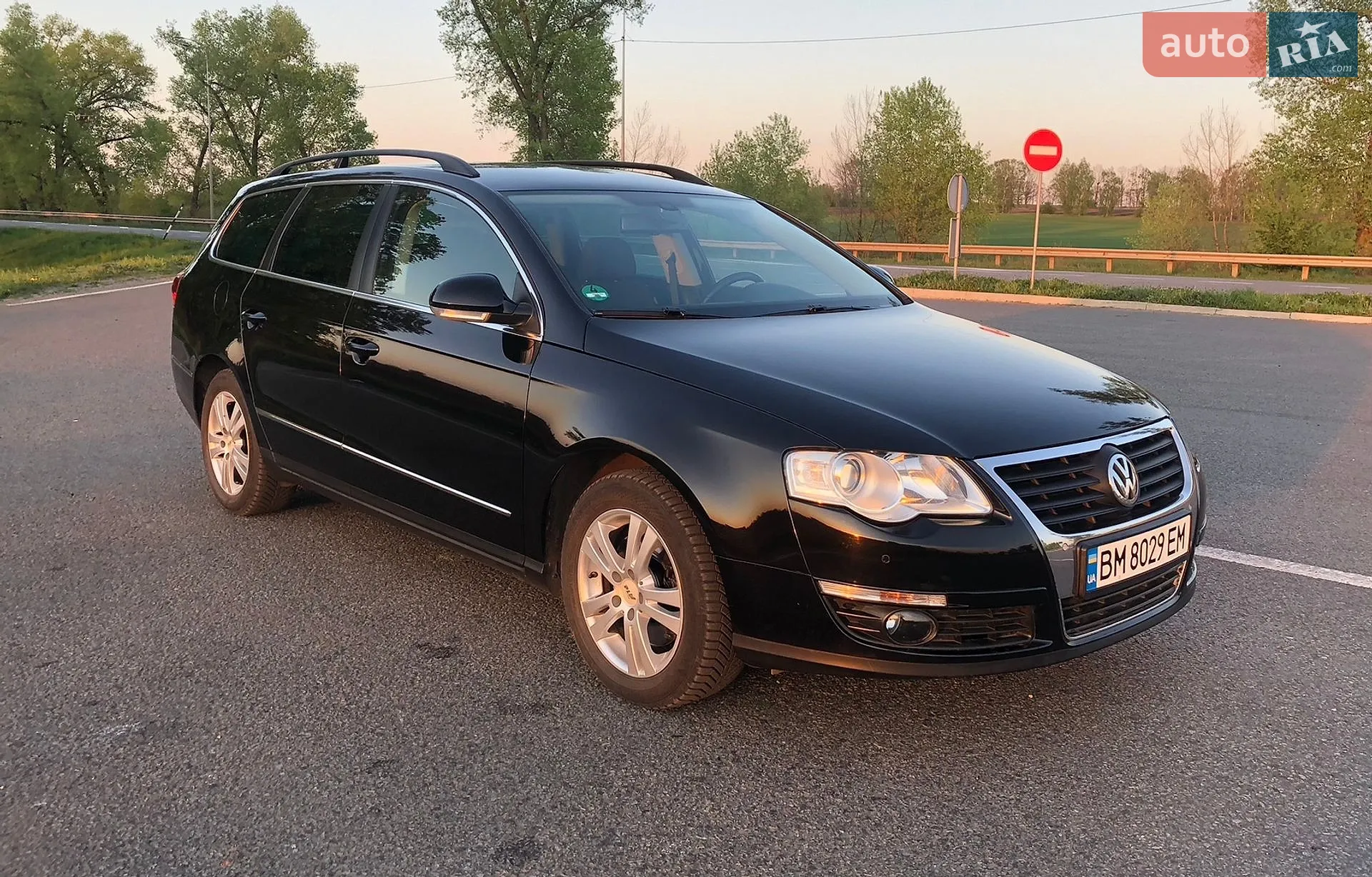 2010 Volkswagen Passat - мініатюра 5