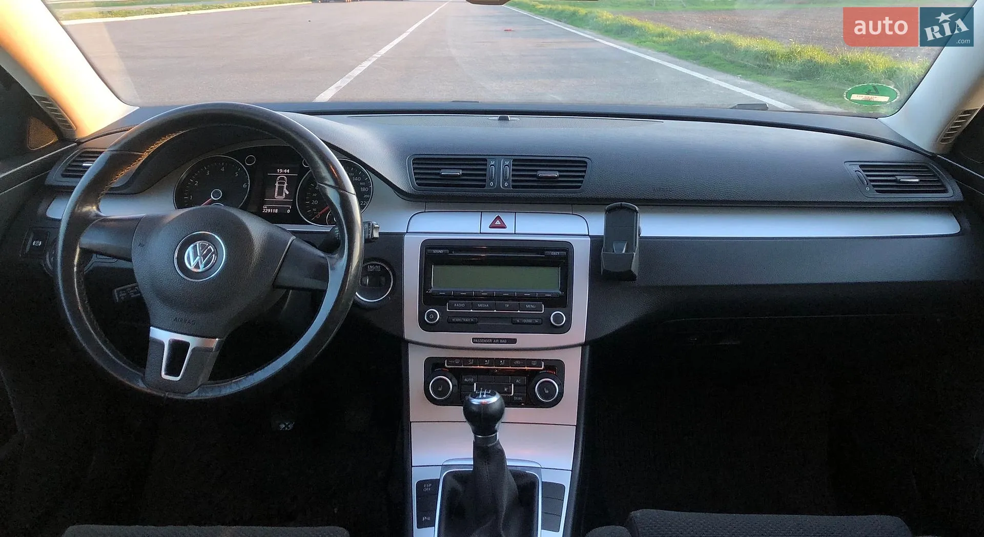2010 Volkswagen Passat - мініатюра 7
