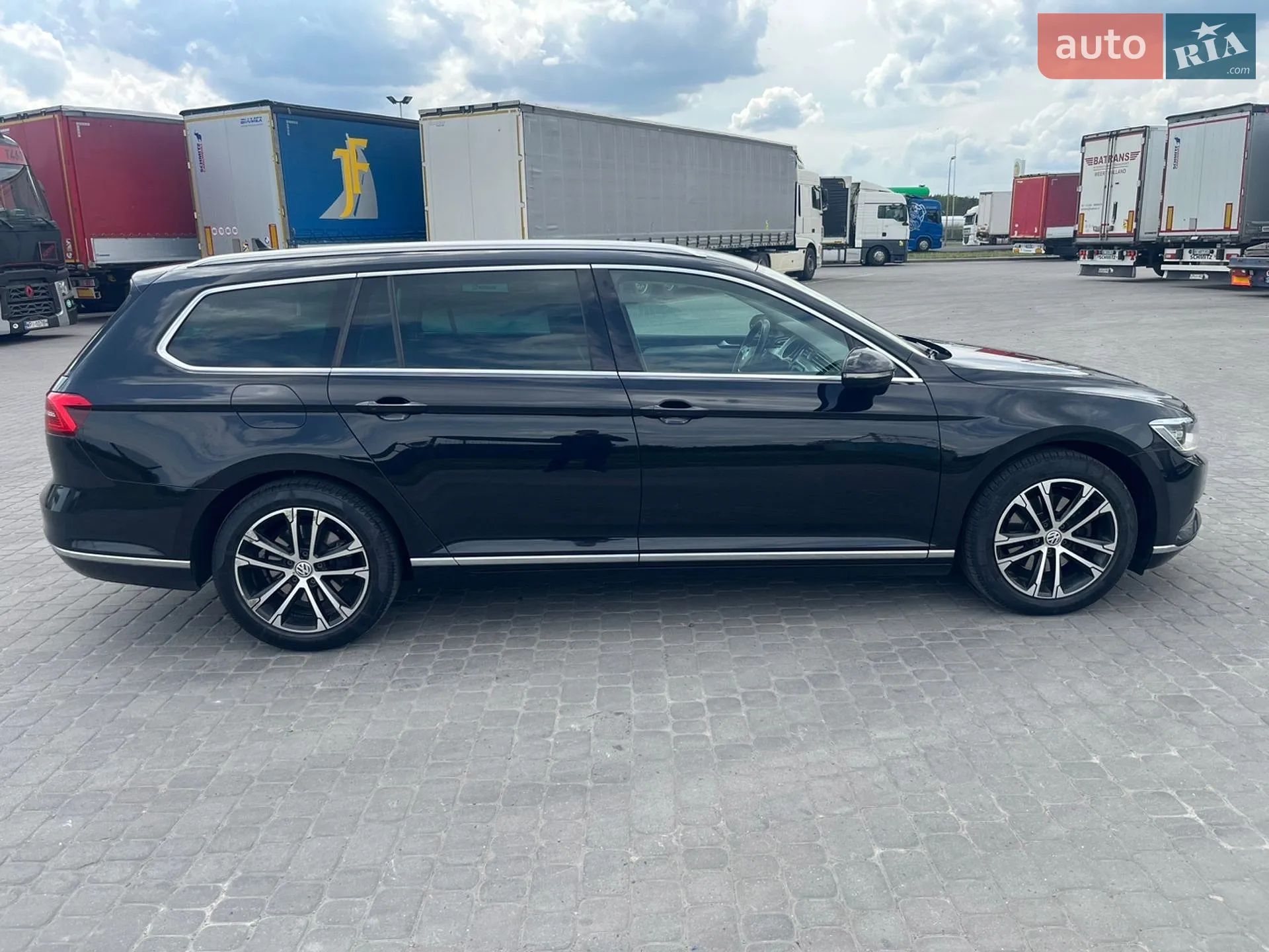 2016 Volkswagen Passat - мініатюра 3