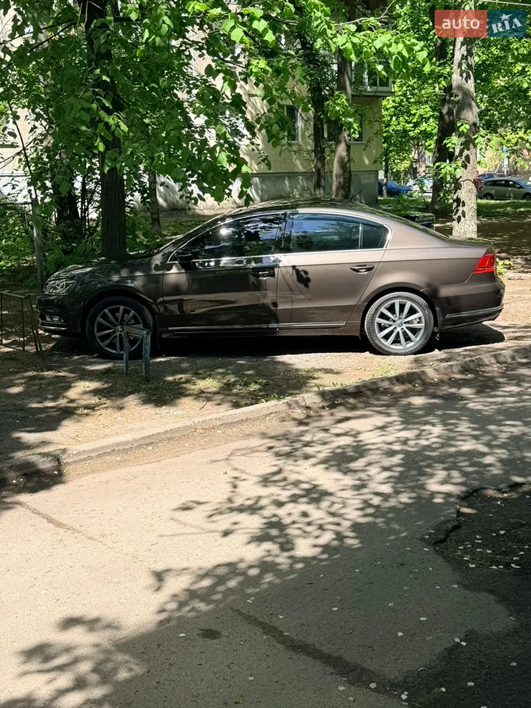 2013 Volkswagen Passat - мініатюра 2