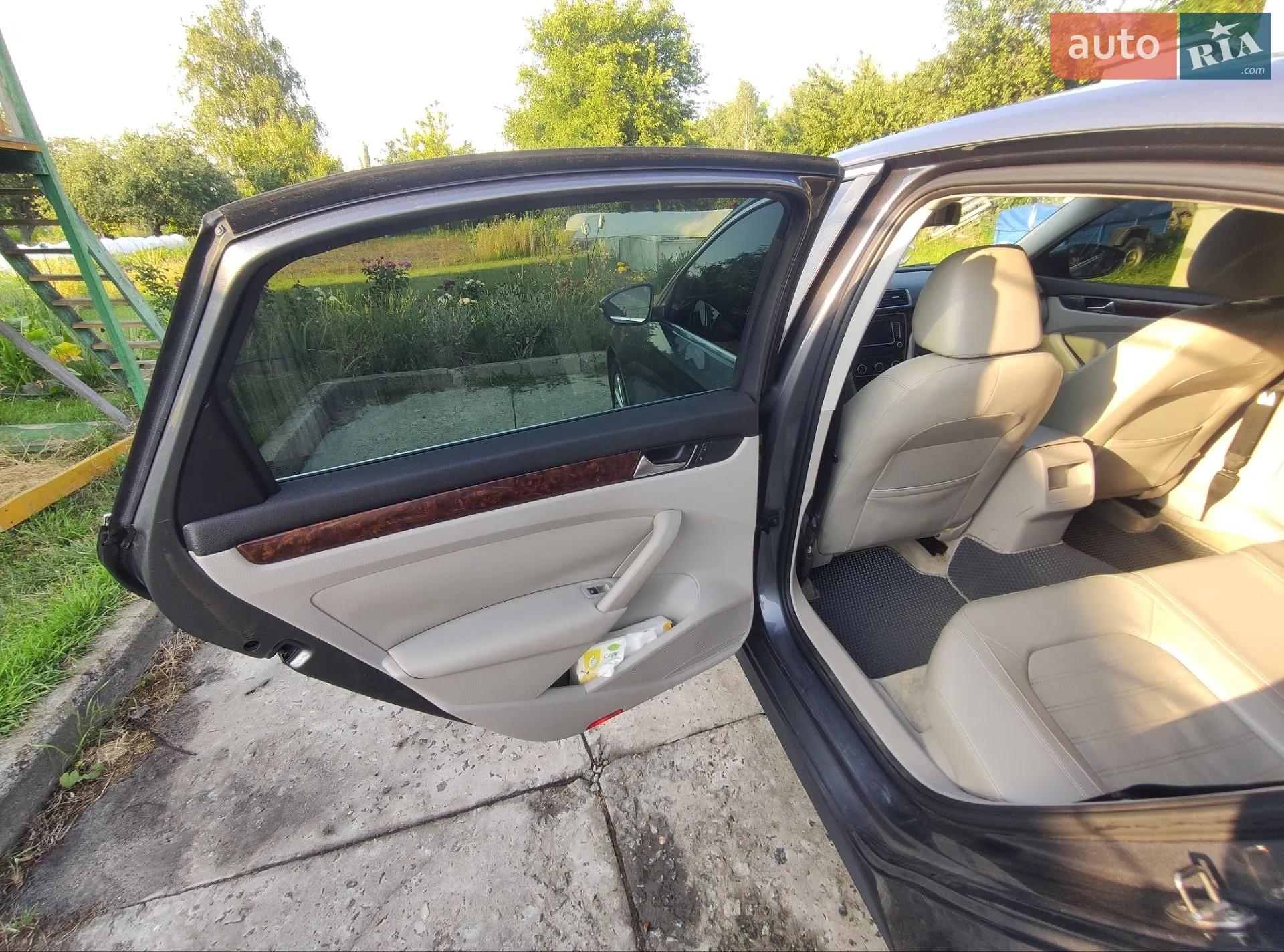 2011 Volkswagen Passat - мініатюра 37