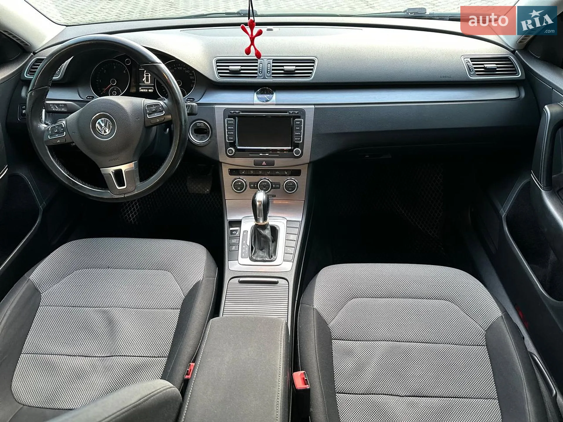 2013 Volkswagen Passat - мініатюра 24