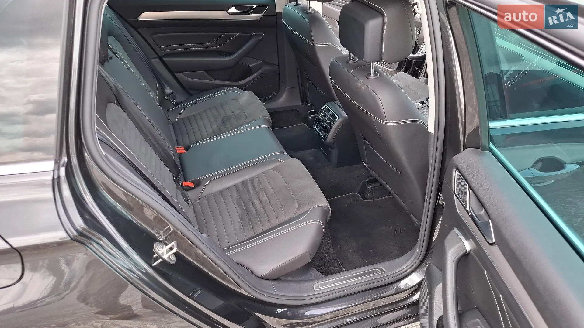 2021 Volkswagen Passat - мініатюра 15