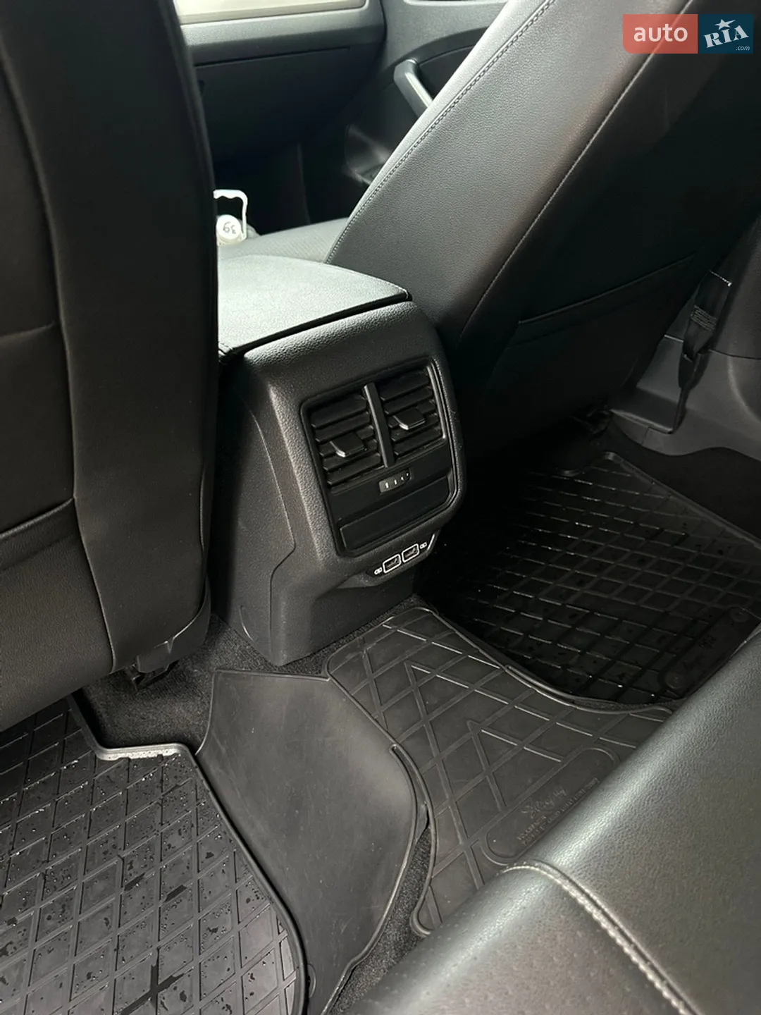 2020 Volkswagen Passat - мініатюра 31