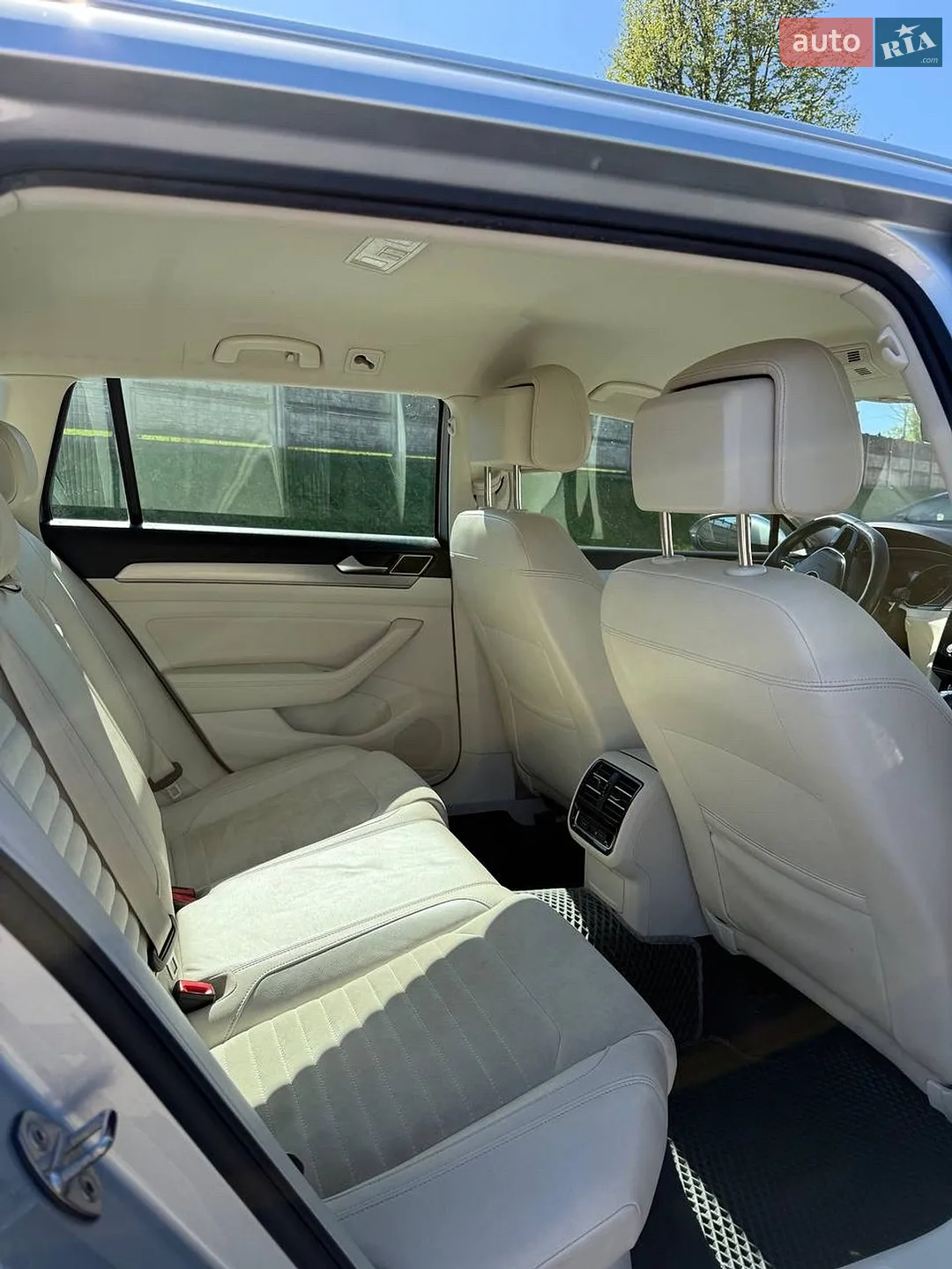 2017 Volkswagen Passat - мініатюра 12