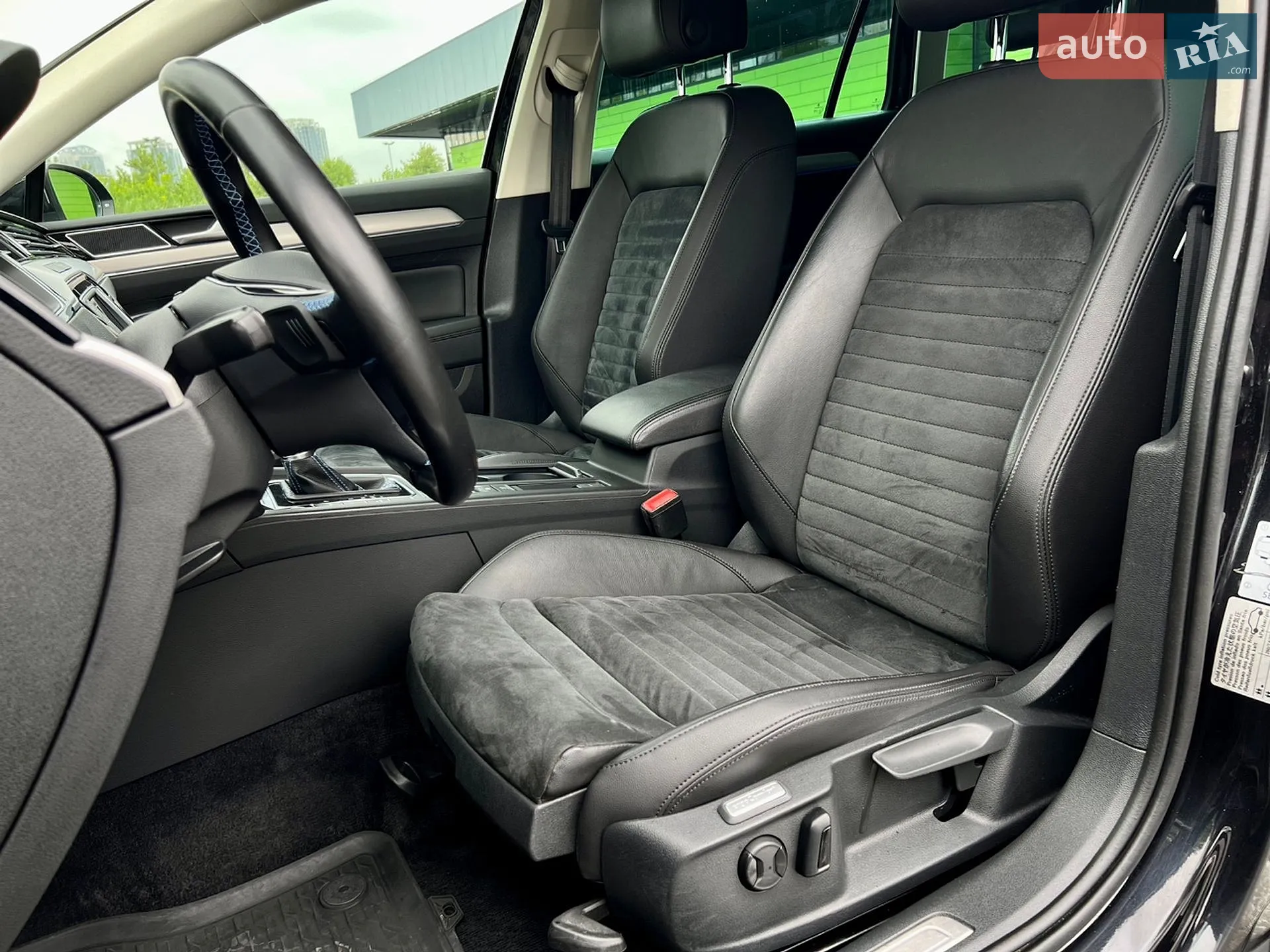 2017 Volkswagen Passat - мініатюра 23