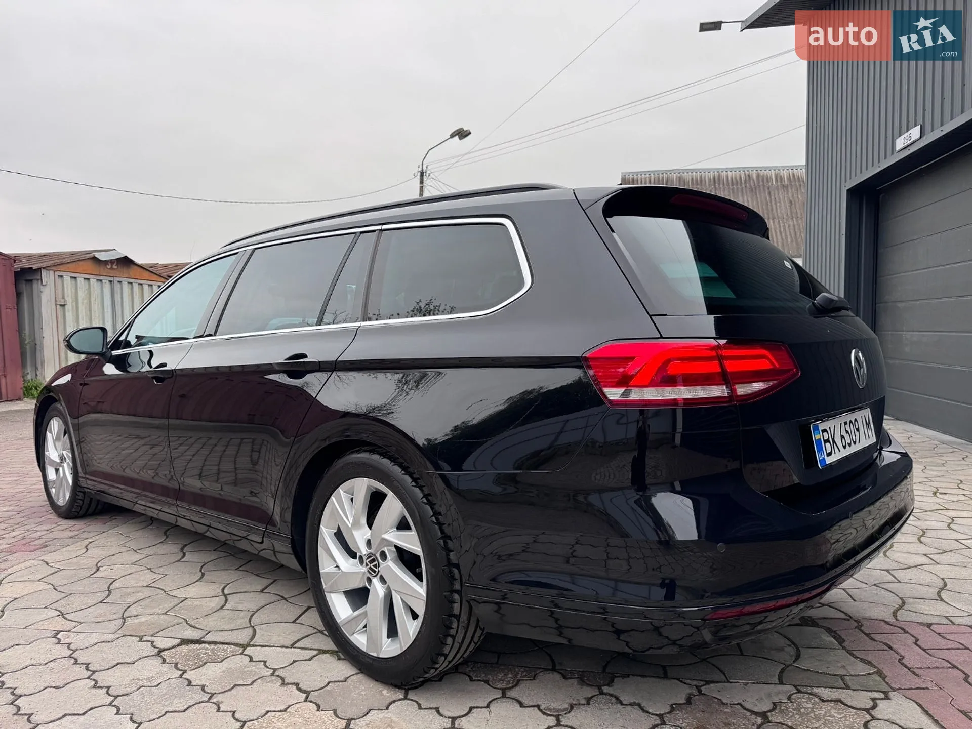 2017 Volkswagen Passat - мініатюра 14