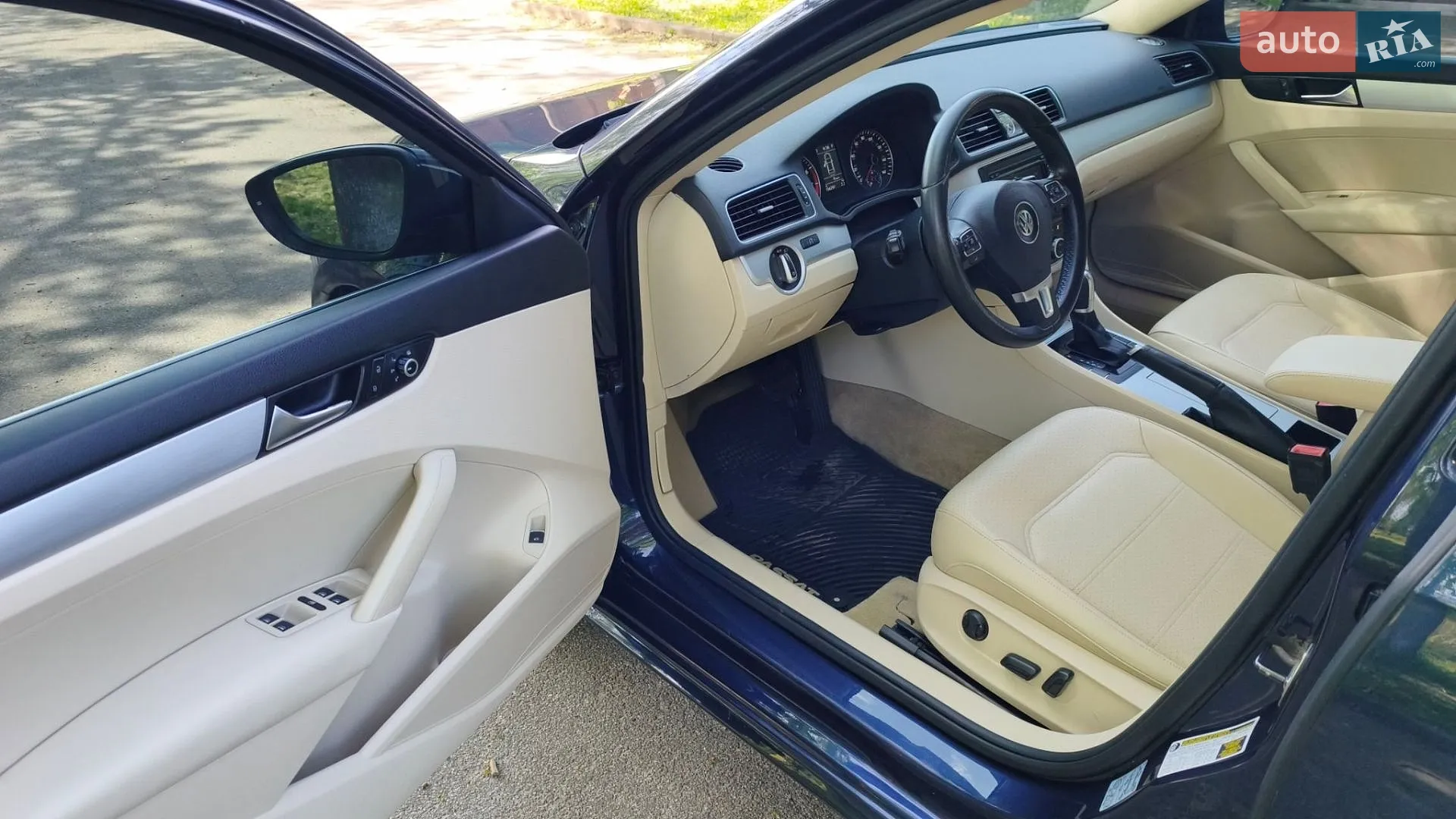 2011 Volkswagen Passat - мініатюра 23
