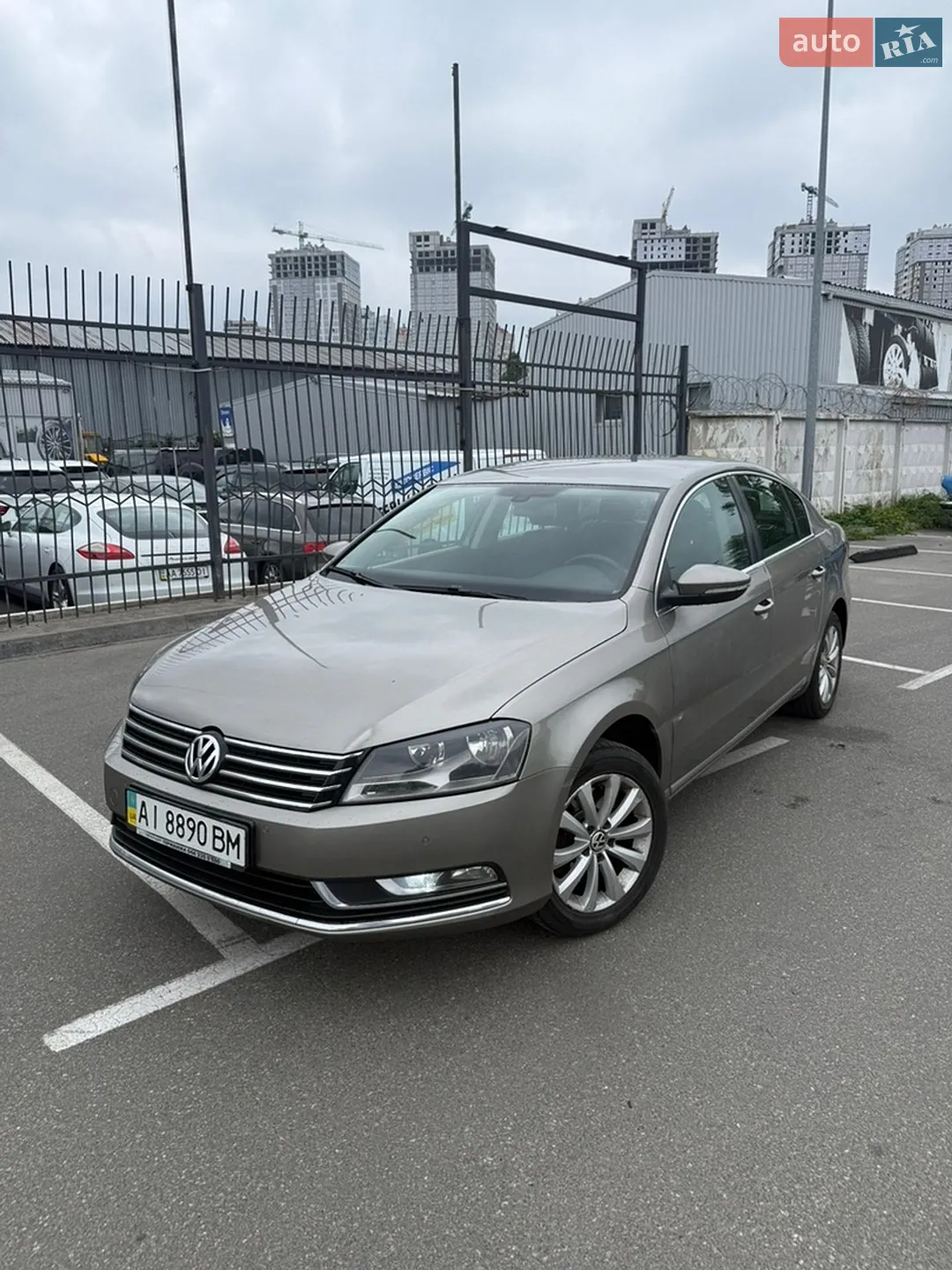 2012 Volkswagen Passat - мініатюра 2