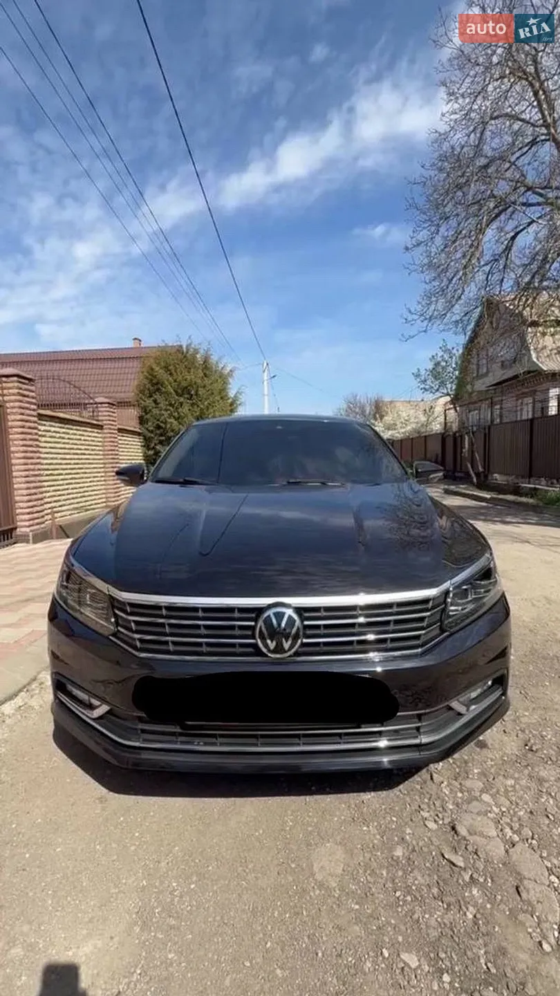 2017 Volkswagen Passat - фото 1