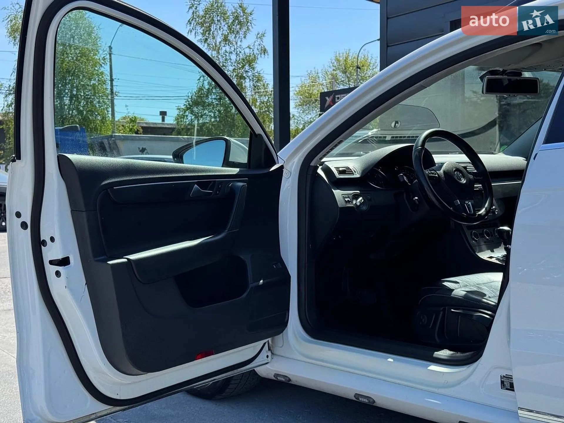 2012 Volkswagen Passat - мініатюра 21