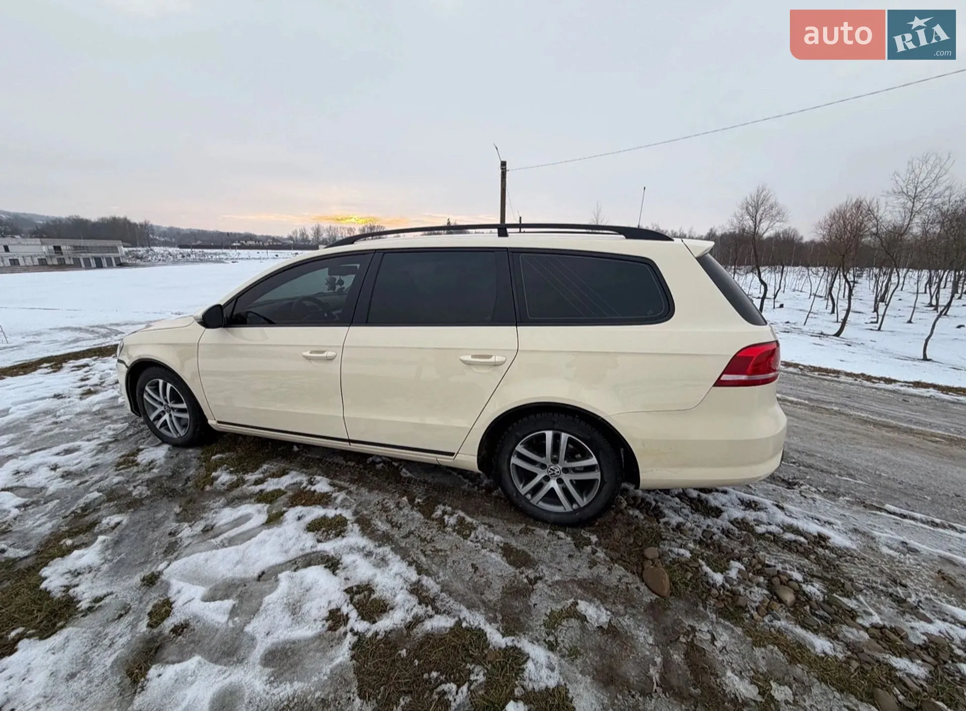 2013 Volkswagen Passat - мініатюра 3