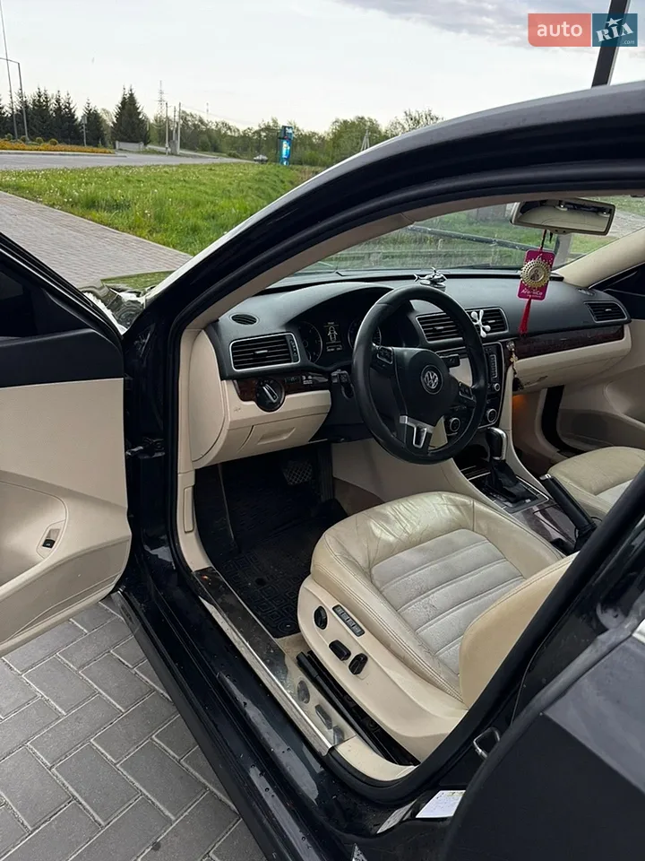 2011 Volkswagen Passat - мініатюра 15