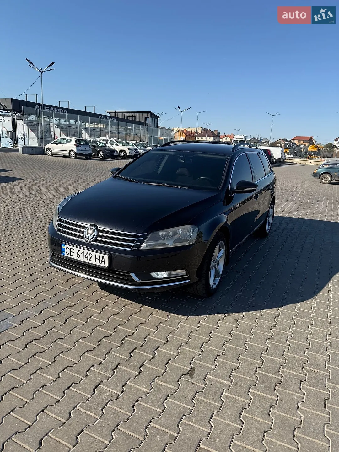 2011 Volkswagen Passat - мініатюра 2