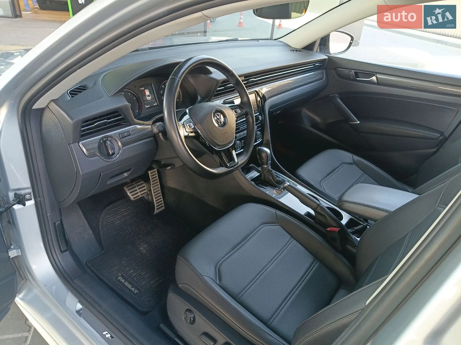 2020 Volkswagen Passat - мініатюра 15