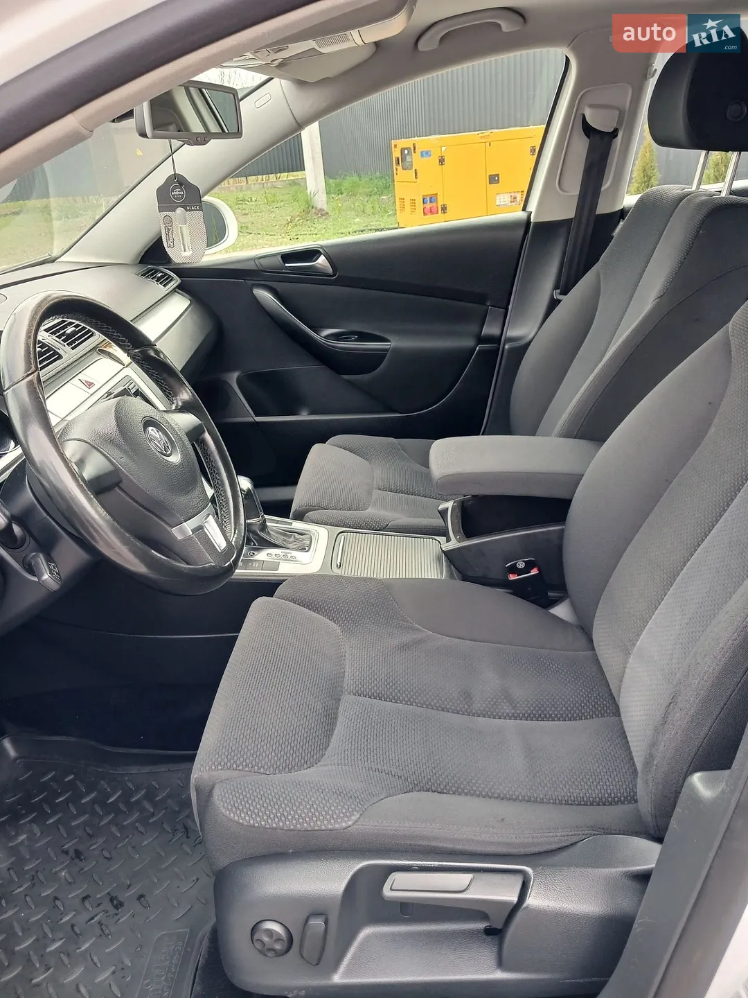 2010 Volkswagen Passat - мініатюра 5