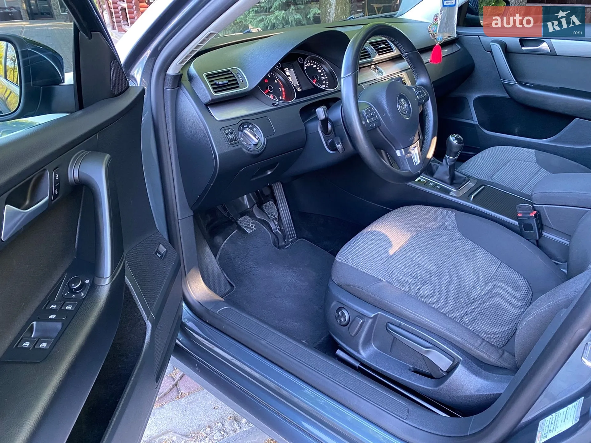 2014 Volkswagen Passat - мініатюра 16