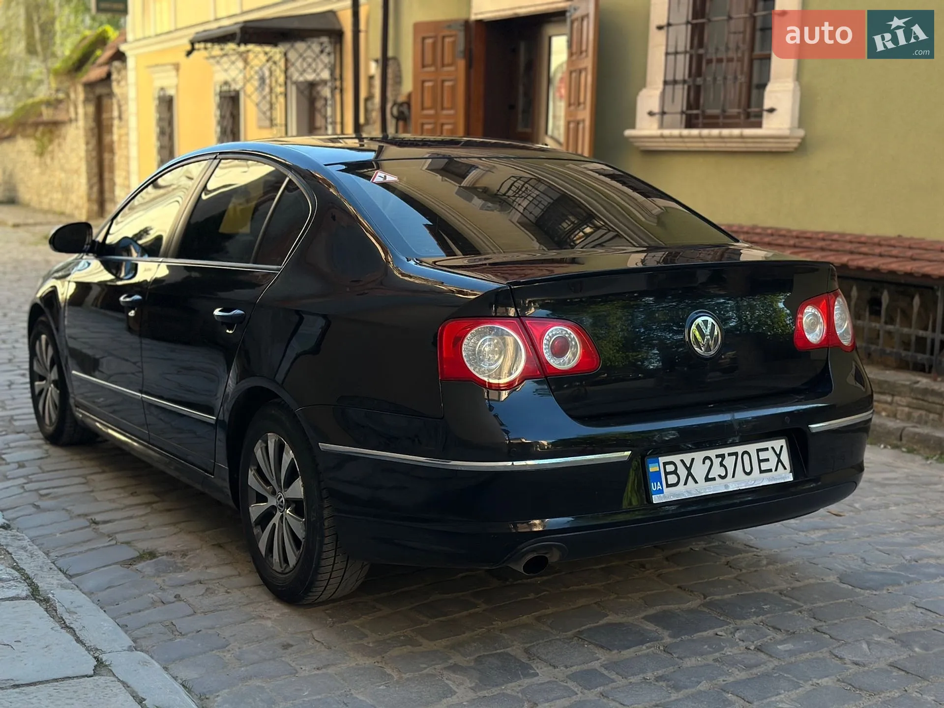 2010 Volkswagen Passat - мініатюра 5