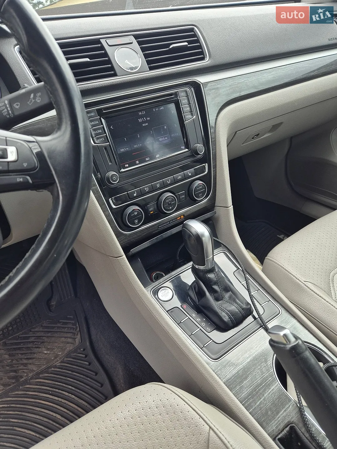 2017 Volkswagen Passat - мініатюра 7