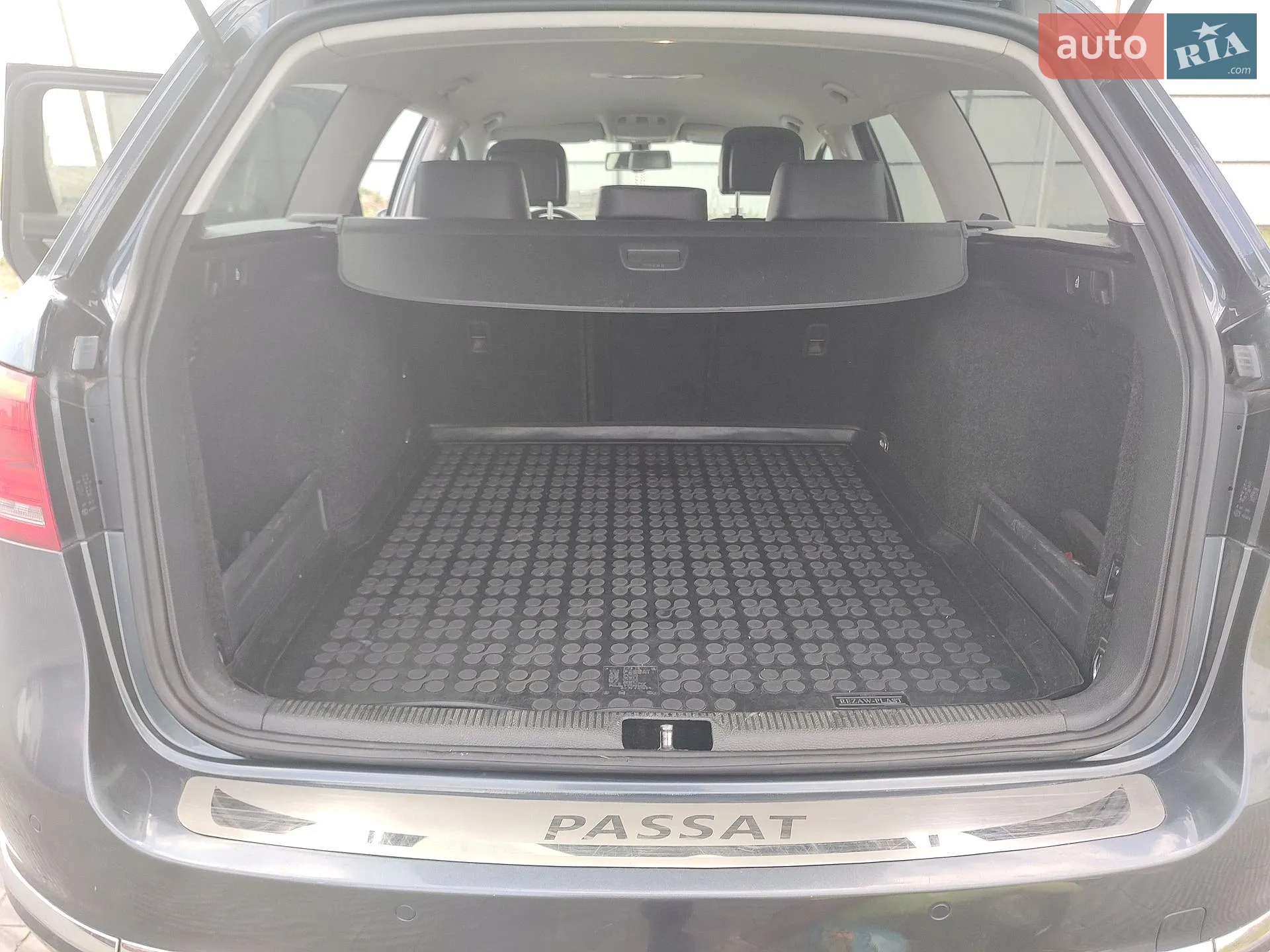 2011 Volkswagen Passat - мініатюра 11