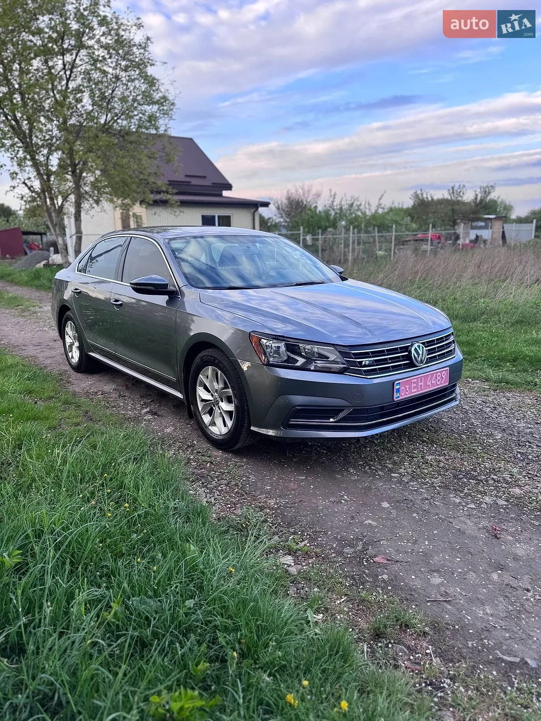 2016 Volkswagen Passat - мініатюра 3
