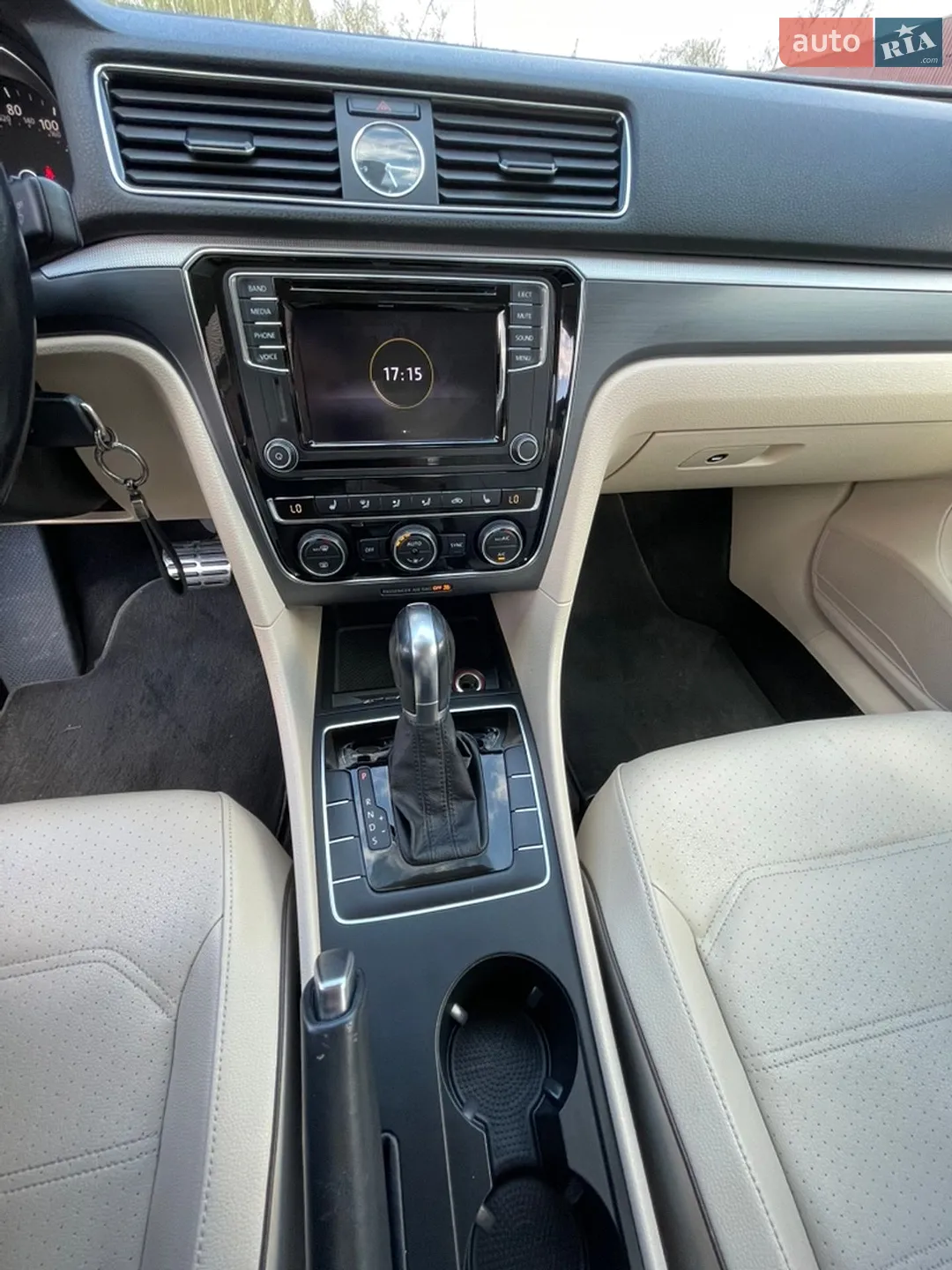 2017 Volkswagen Passat - мініатюра 36