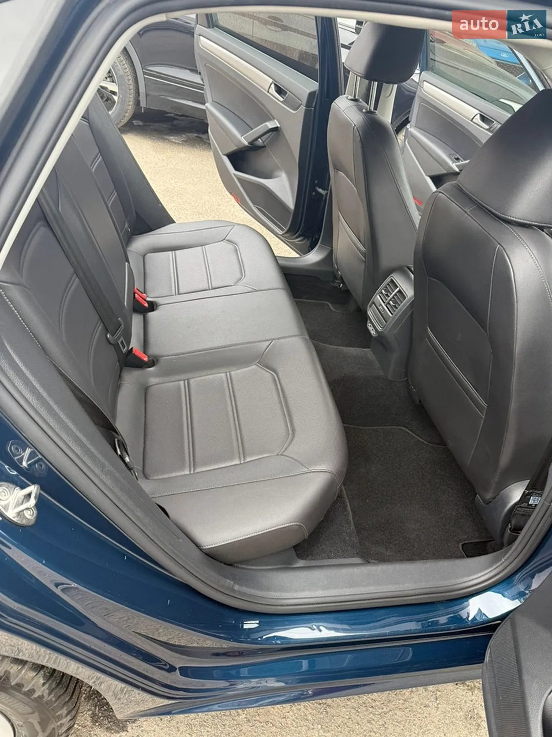 2020 Volkswagen Passat - мініатюра 15