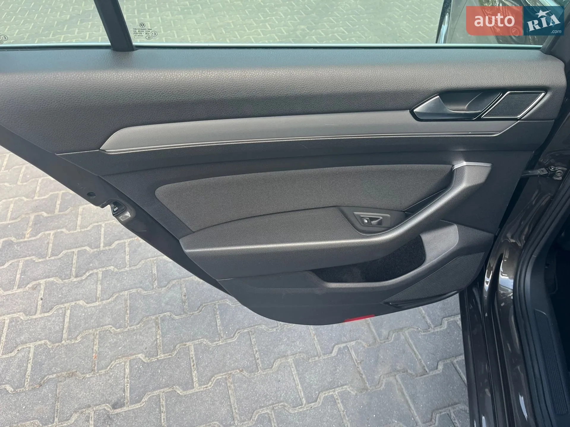2017 Volkswagen Passat - мініатюра 22