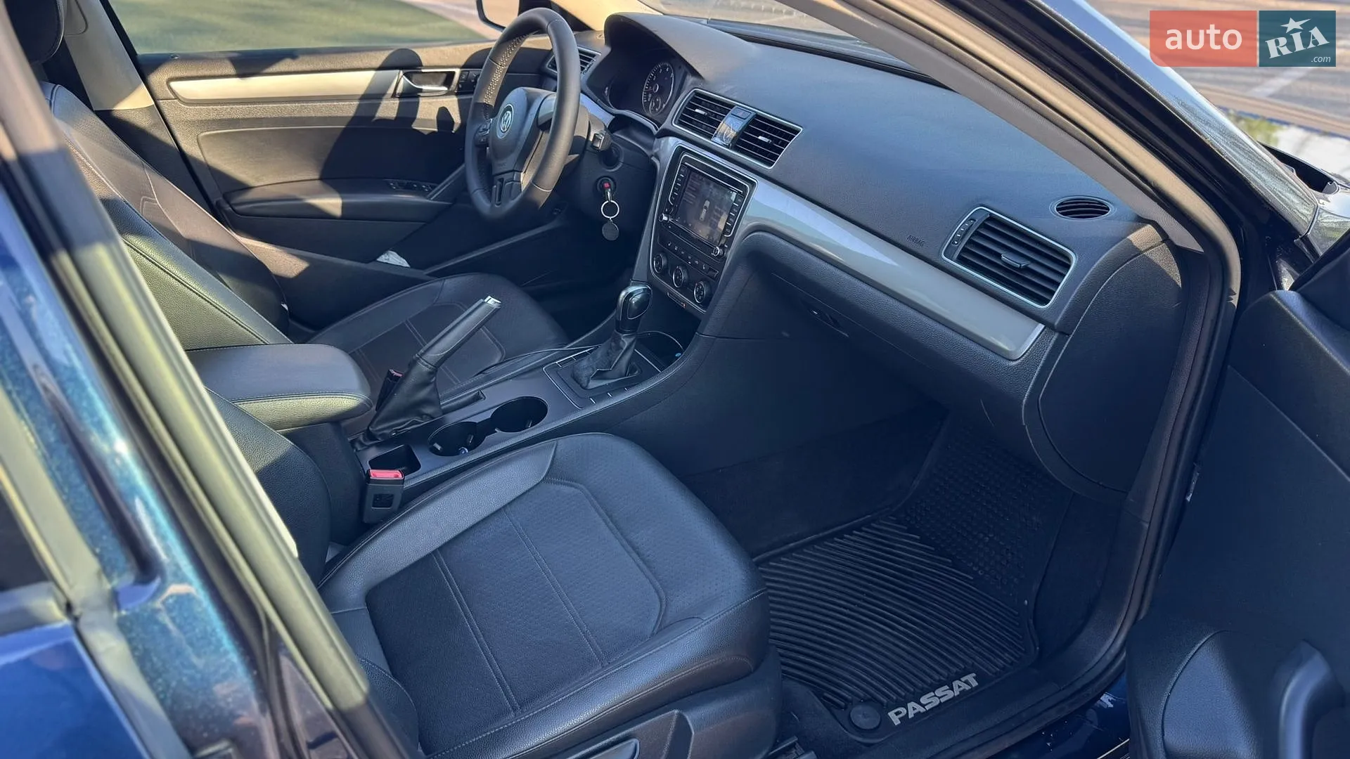 2013 Volkswagen Passat - мініатюра 23