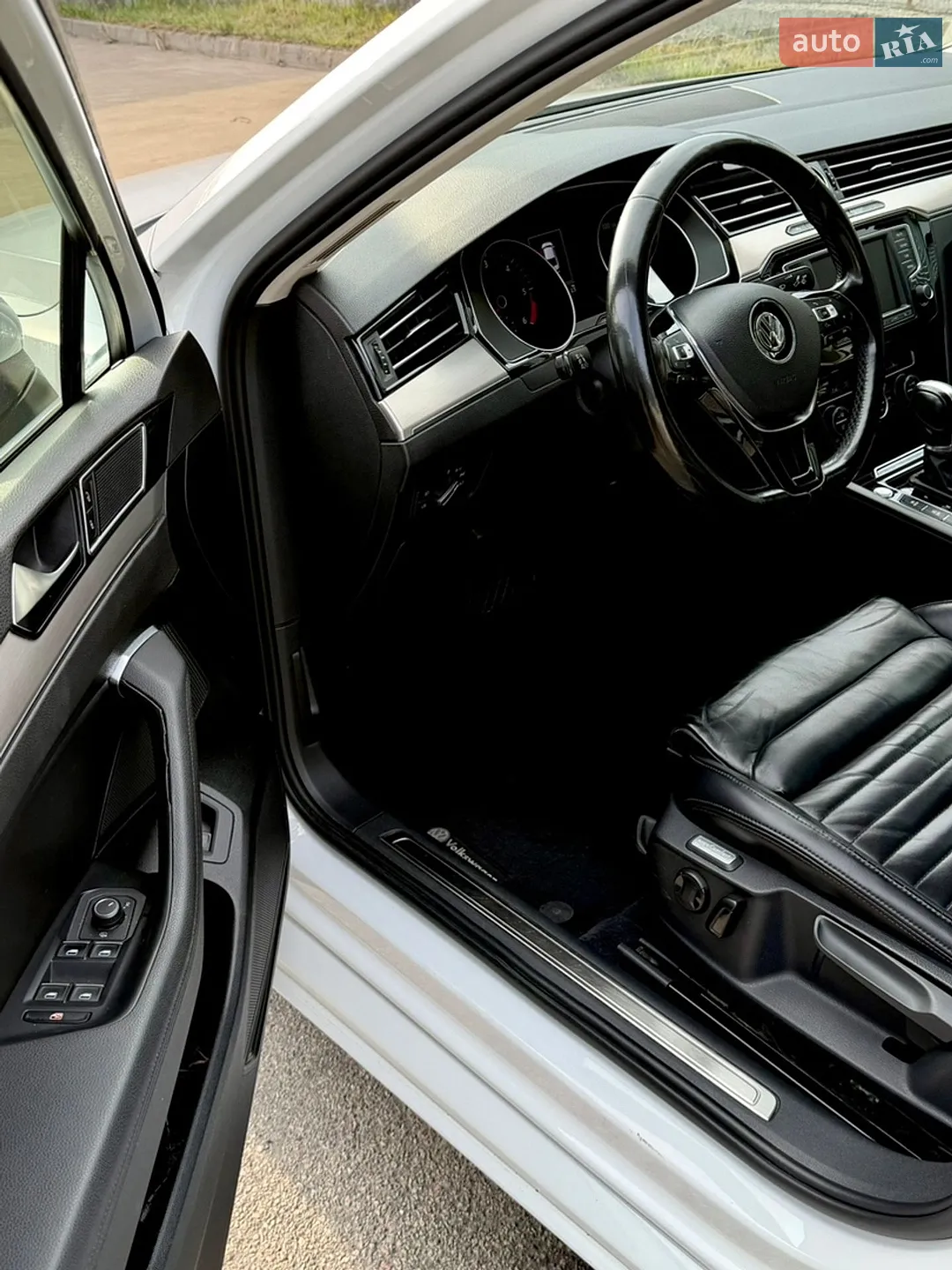 2015 Volkswagen Passat - мініатюра 4
