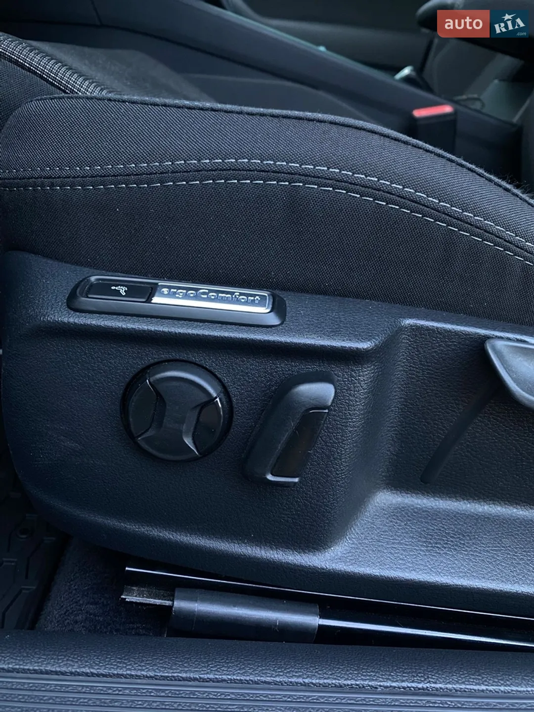 2015 Volkswagen Passat - мініатюра 25