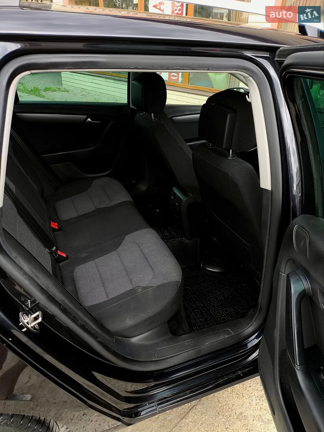 2011 Volkswagen Passat - мініатюра 12