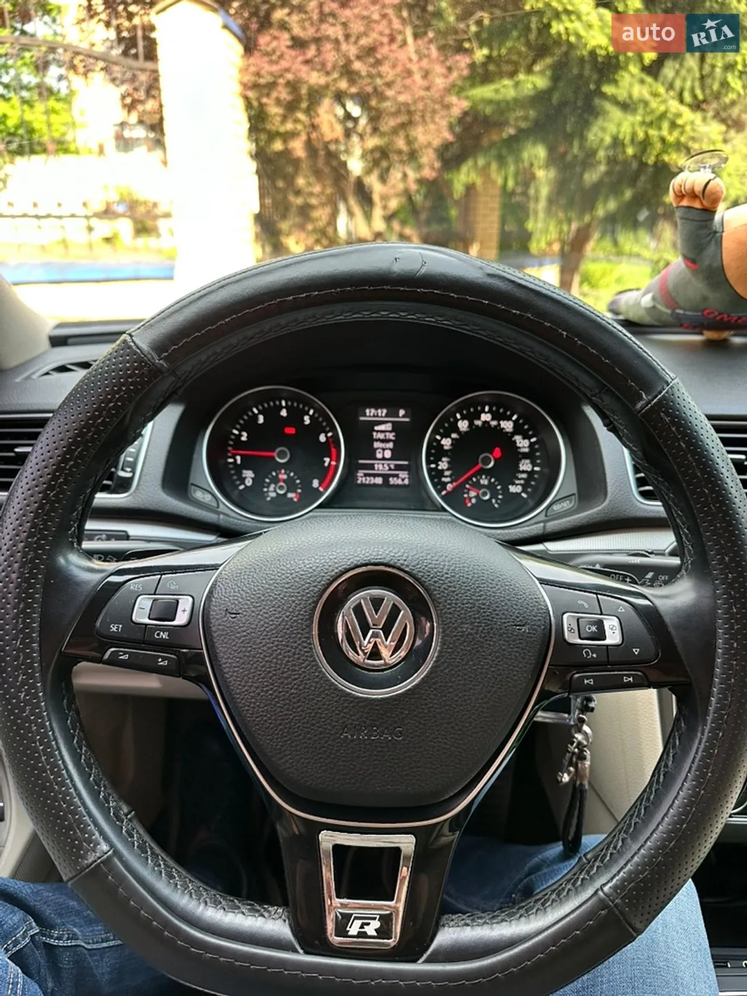 2016 Volkswagen Passat - мініатюра 9
