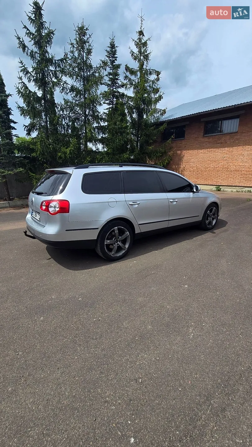 2010 Volkswagen Passat - мініатюра 7