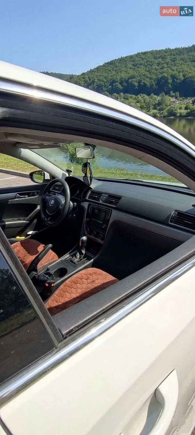 2016 Volkswagen Passat - мініатюра 2