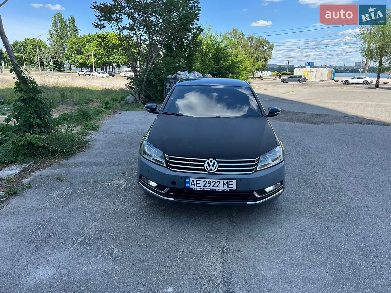 2010 Volkswagen Passat - мініатюра 21