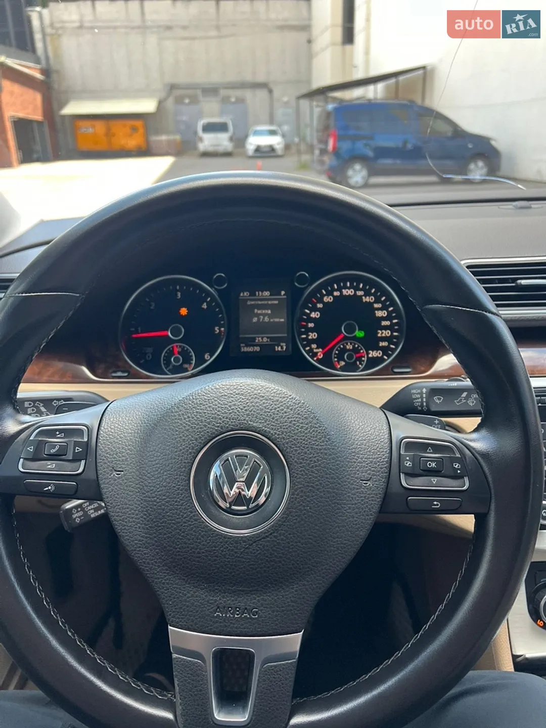 2010 Volkswagen Passat - мініатюра 10