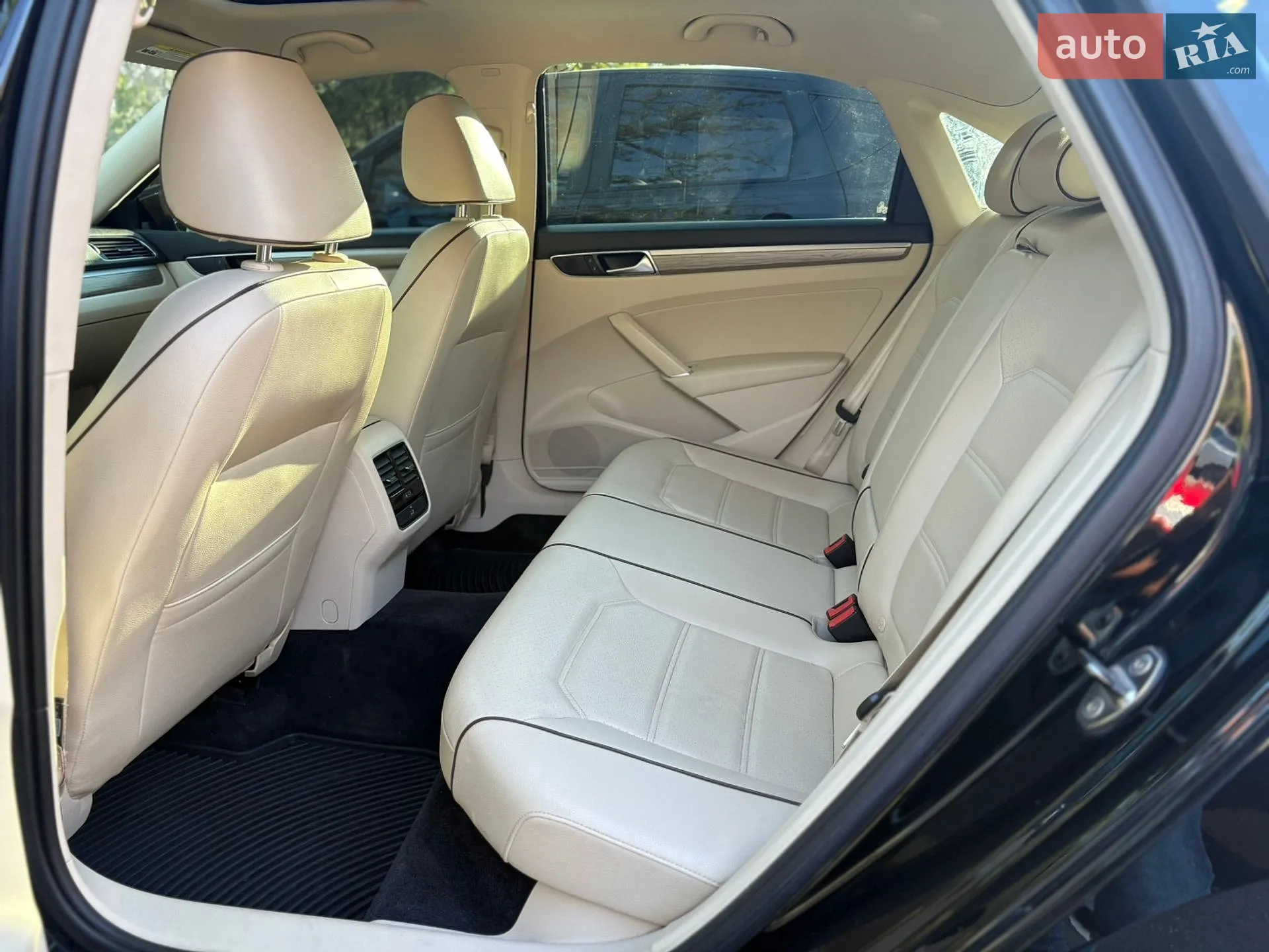 2016 Volkswagen Passat - мініатюра 11