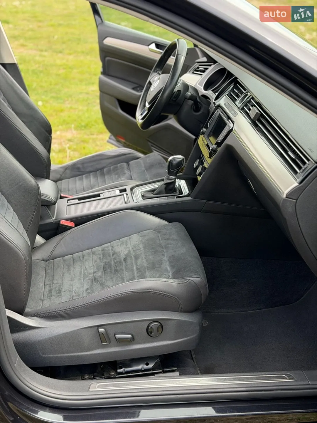 2016 Volkswagen Passat - мініатюра 30